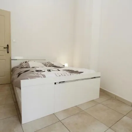 Casa vacanze House La Source En Provence Pierrelatte