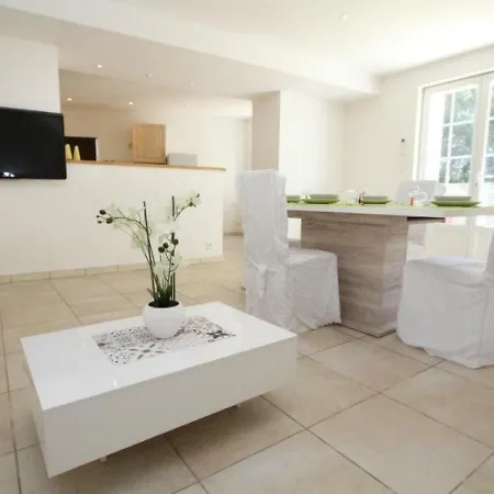 Casa vacanze House La Source En Provence Pierrelatte